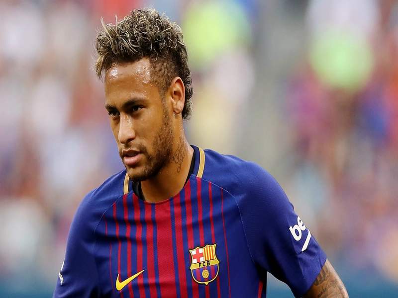 Cầu thủ Neymar từng có khoảng thời gian khoác áo Barcelona