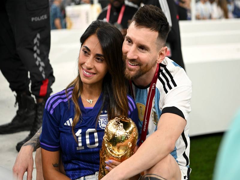 Lionel Messi và vợ quen nhau từ khi còn nhỏ