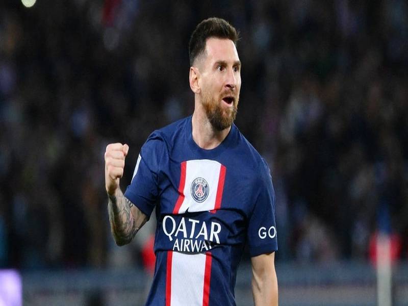 Lương của Messi ở PSG cao hơn ở Barcelona